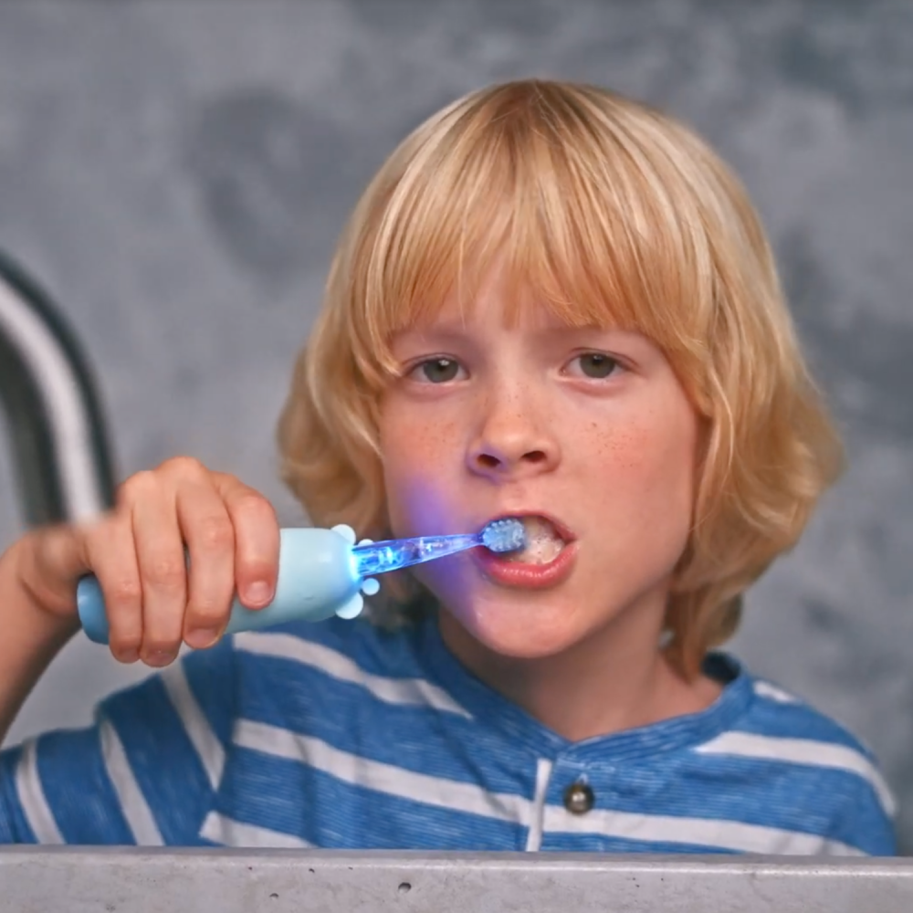 Детская зубная щетка MEDICA+ KidsBrush 2.0 Blue (Japan)